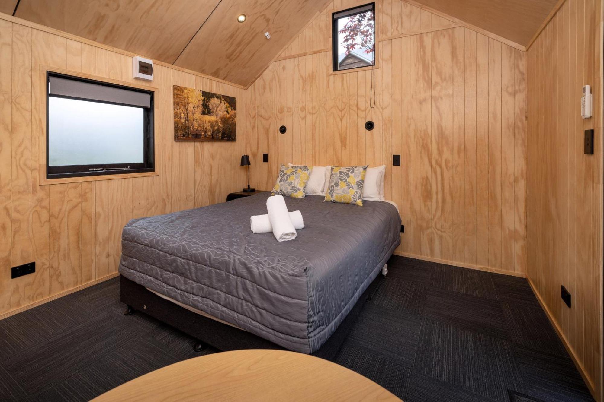 Queenstown Top 10 Holiday Park Экстерьер фото