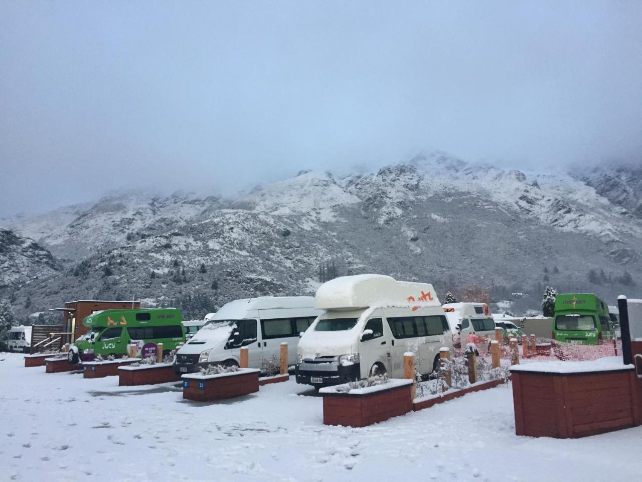 Queenstown Top 10 Holiday Park Экстерьер фото